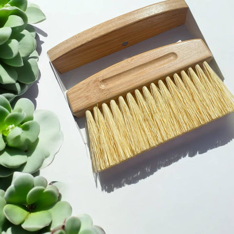 Bamboo Dust Pan & Bamboo Brush | Cleaning Bestseller